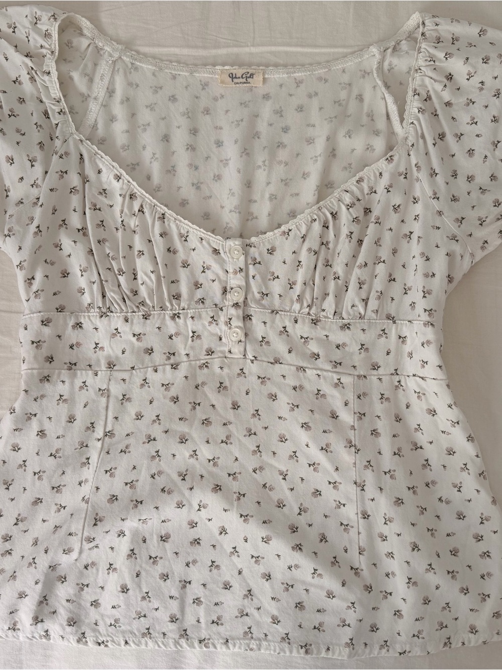 Brandy Melville White Floral Button-Front top